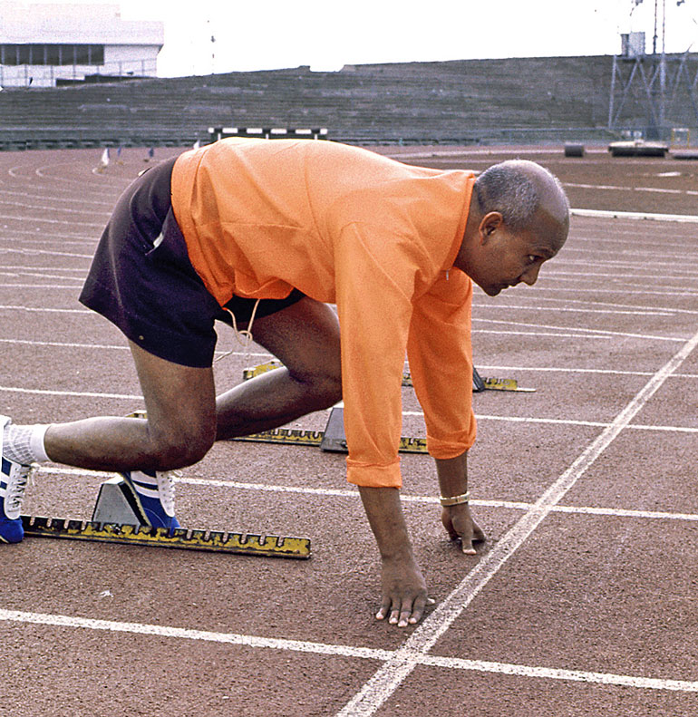 sri-chinmoy-at-starting-blocks-e28093-olympic-park-melbourne-march-1976