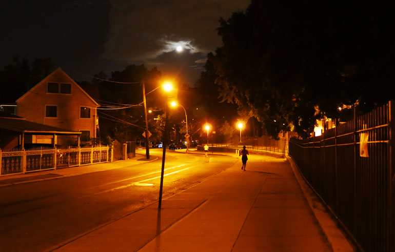 night-street-moon