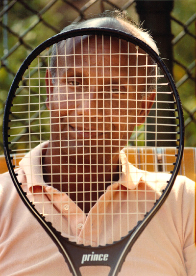 sri_chinmoy_tennis_racquet